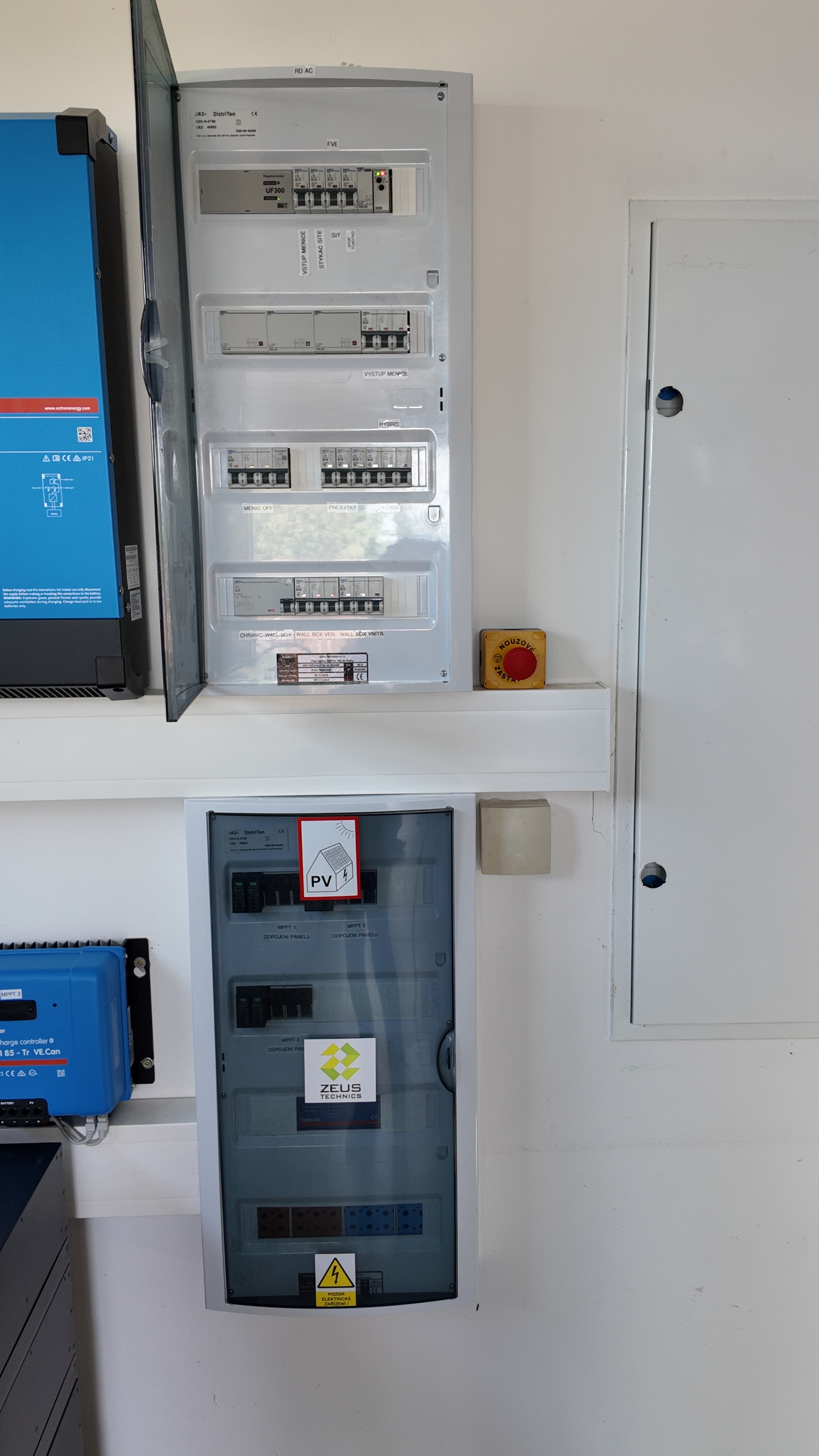 Fotovoltaika a dvě elektroauta